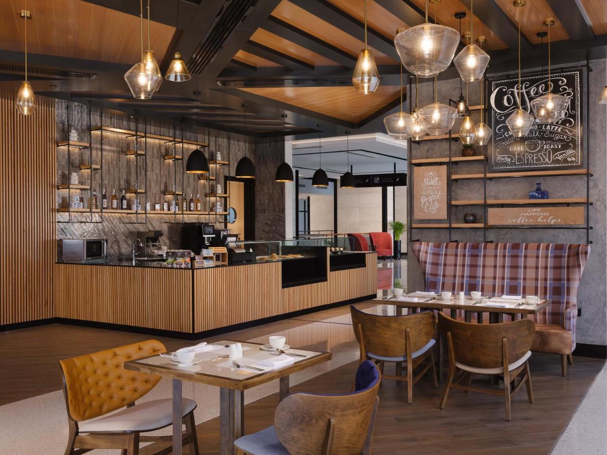 Doubletree By Hilton Muscat Qurum Kültér fotó