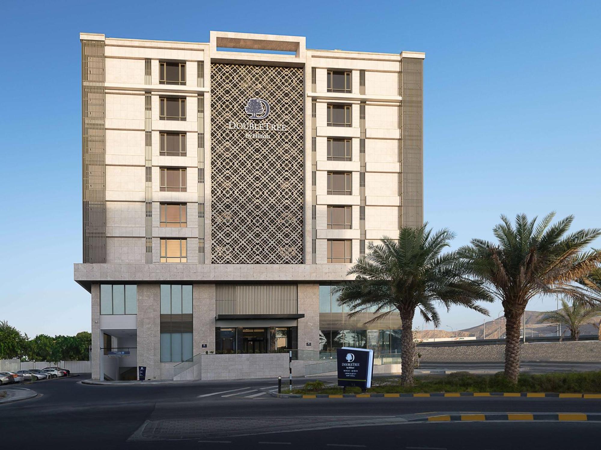 Doubletree By Hilton Muscat Qurum Kültér fotó